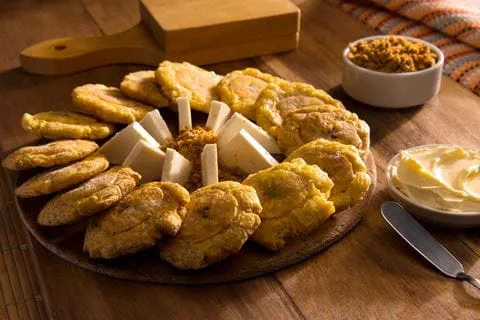 Patacones con queso